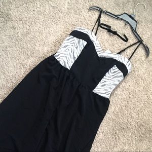 ☘️4 for $20☘️Mimi Chica lace spaghetti strap dress